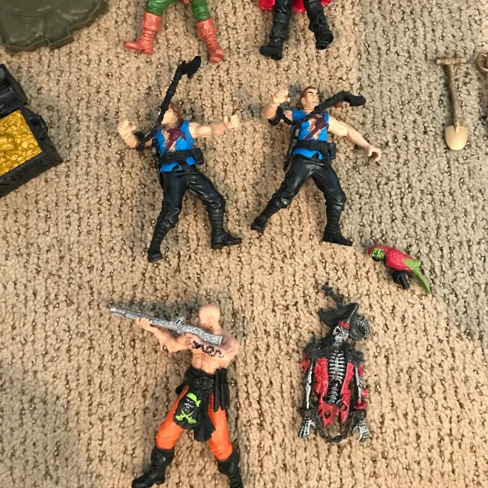 True Heroes Pirate Ship and Action Figure Toy Lot